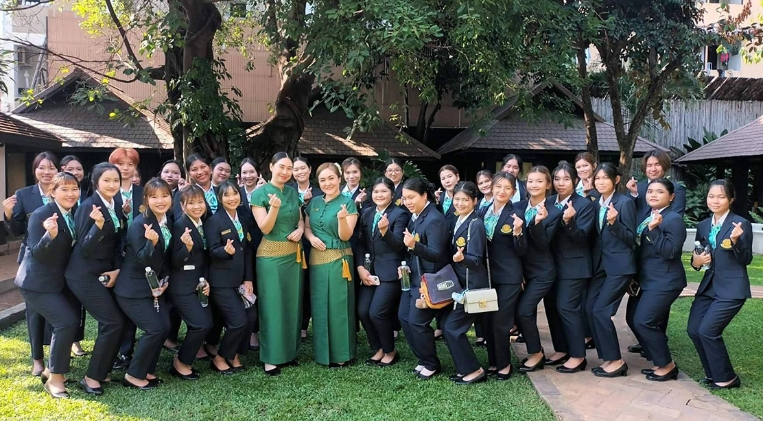 นิสิตชั้นปีที่ 2 หลักสูตรศิลปศาสตรบัณฑิต สาขาวิชาอุตสาหกรรมการท่องเที่ยวและบริการ เข้าร่วมกิจกรรมการเรียนรู้จากห้องเรียนสู่สถานที่จริงอย่างมืออาชีพ ณ Oasis Spa Chiang Mai