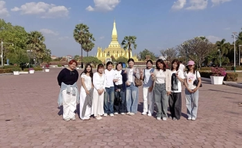 นิสิตสาขาวิชาอุตสาหกรรมการท่องเที่ยวและบริการ คณะอุตสาหกรรมบริการ เปิดประสบการณ์โกอินเตอร์ สู่เวียงจันทน์ ศึกษาโมเดลรถไฟไทย-ลาว และการจัดการแหล่งท่องเที่ยวระดับชาติ