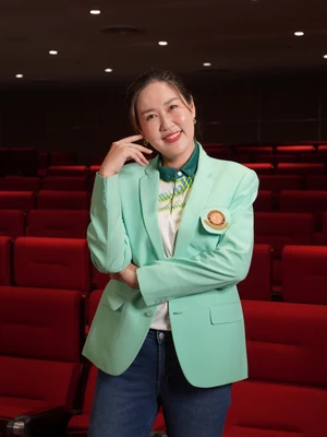 อาจารย์ ดร.นุชประวีณ์ ลิขิตศรัณย์																																																