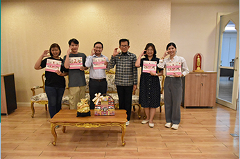 หลักสูตรศิลปศาสตรบัณฑิต สาขาวิชาภาษาอังกฤษเพื่ออุตสาหกรรมบริการ เข้าพบปฐมคณบดีฯ เนื่องในศุภวาระดิถีขึ้นปีใหม่ 2569