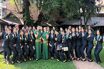 นิสิตชั้นปีที่ 2 หลักสูตรศิลปศาสตรบัณฑิต สาขาวิชาอุตสาหกรรมการท่องเที่ยวและบริการ เข้าร่วมกิจกรรมการเรียนรู้จากห้องเรียนสู่สถานที่จริงอย่างมืออาชีพ ณ Oasis Spa Chiang Mai