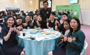 อบอุ่นพร้อมหน้า บุคลากรคณะอุตสาหกรรมบริการร่วมฉลองวันสถาปนาครบรอบ 4 ปี