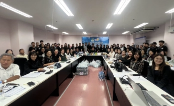 คณะผู้บริหารและบุคลากร ร่วมแสดงความยินดีและรับพร เนื่องในวันคล้ายวันเกิดปฐมคณบดีคณะอุตสาหกรรมบริการ