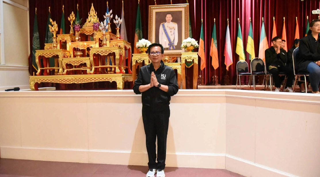 คณะอุตสาหกรรมบริการจัดพิธีจุดธูปเทียนน้อมรำลึกและแสดงความกตัญญูแด่ท่าน ดร.จงรัก วัชรินทร์รัตน์ ในพิธีไหว้ครูคณะอุตสาหกรรมบริการ
