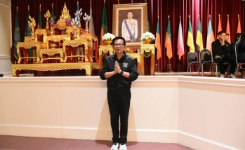 คณะอุตสาหกรรมบริการจัดพิธีจุดธูปเทียนน้อมรำลึกและแสดงความกตัญญูแด่ท่าน ดร.จงรัก วัชรินทร์รัตน์ ในพิธีไหว้ครูคณะอุตสาหกรรมบริการ