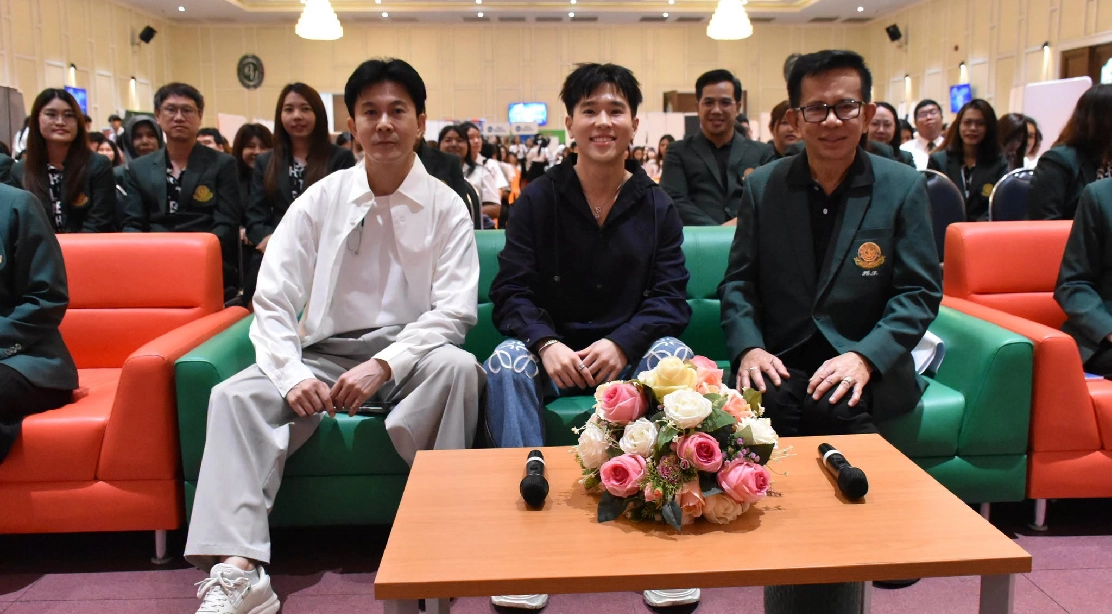 คณะอุตสาหกรรมบริการ จัดกิจกรรม Job Fair 2026 ครั้งที่ 7 “คุณนัท อภิวิชญ์” อินฟลูเอนเซอร์ชื่อดัง ร่วมสร้างแรงบันดาลใจในหัวข้อ “การเตรียมความพร้อมสู่โลกการทำงาน การสร้างแรงบันดาลใจ และการพัฒนาตนเอง”