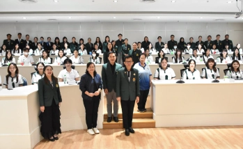 คณบดีคณะอุตสาหกรรมบริการ ต้อนรับคณะศึกษาศาสตร์ มหาวิทยาลัยศิลปากร ในโครงการศึกษาดูงาน มุ่งถ่ายทอดองค์ความรู้ยกระดับเศรษฐกิจสร้างสรรค์